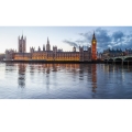 Fototapeta-Oświetlony-londyński-Big-Ben-Motyw.jpg
